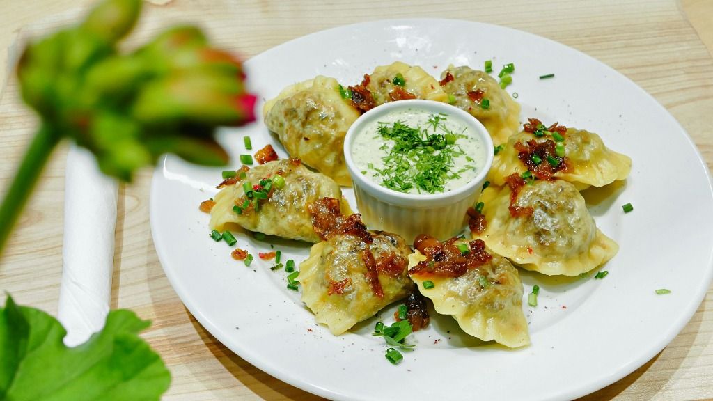 Polish Food Guide: 10 Dishes Every Student Must Try