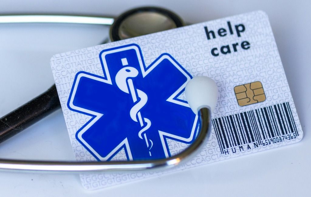Student Health Insurance in Poland: Voluntary NFZ vs Private Medical Plans